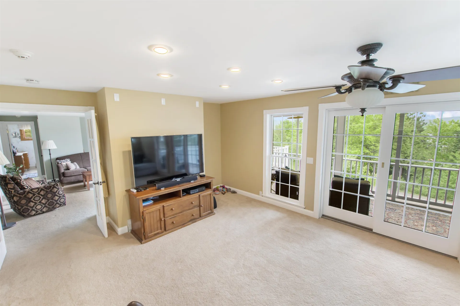 68 Stewart Young Road Pittsburg NH 03592