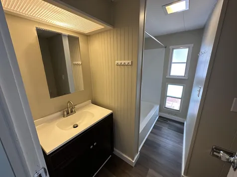 32 Bond Street Franklin NH 03235