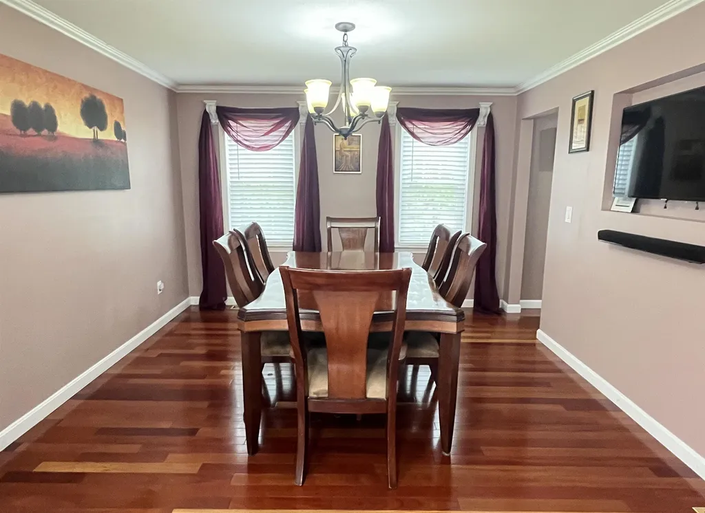 40 Kristin Drive Derry NH 03038