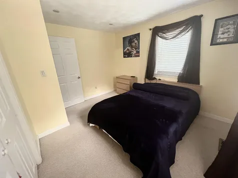 40 Kristin Drive Derry NH 03038