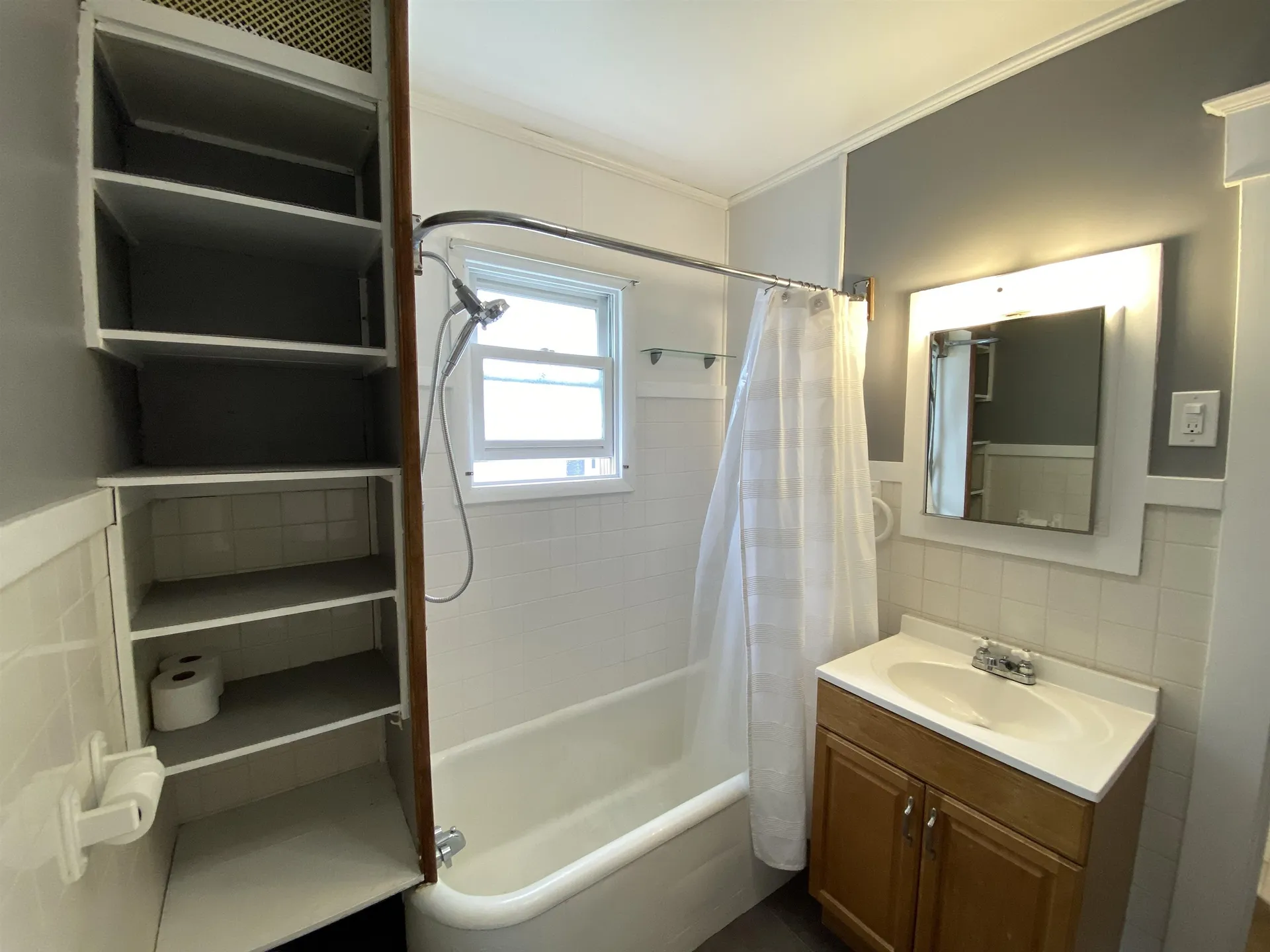 3 Leanord Street Rutland City VT 05701