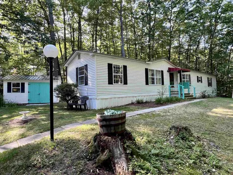 8 Bayberry Lane Wolfeboro NH 03894