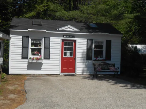 8 Bayberry Lane Wolfeboro NH 03894