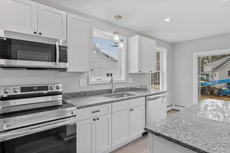 8 Ashuelot Drive Tilton NH 03276