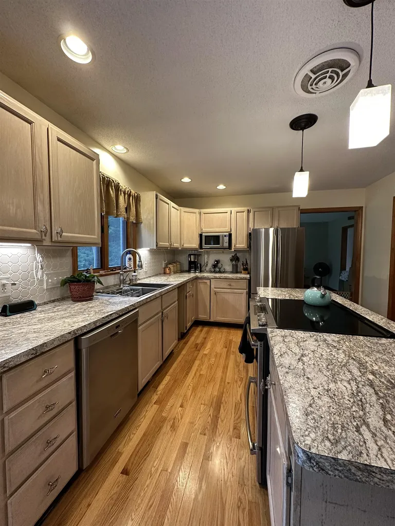 143 Highland Circle Swanzey NH 03446