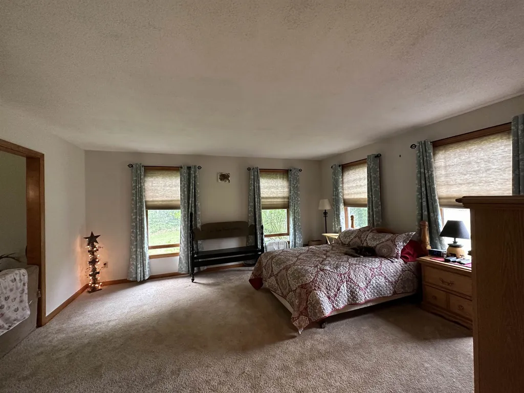 143 Highland Circle Swanzey NH 03446