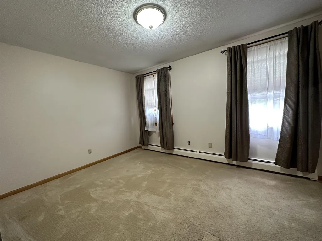 143 Highland Circle Swanzey NH 03446