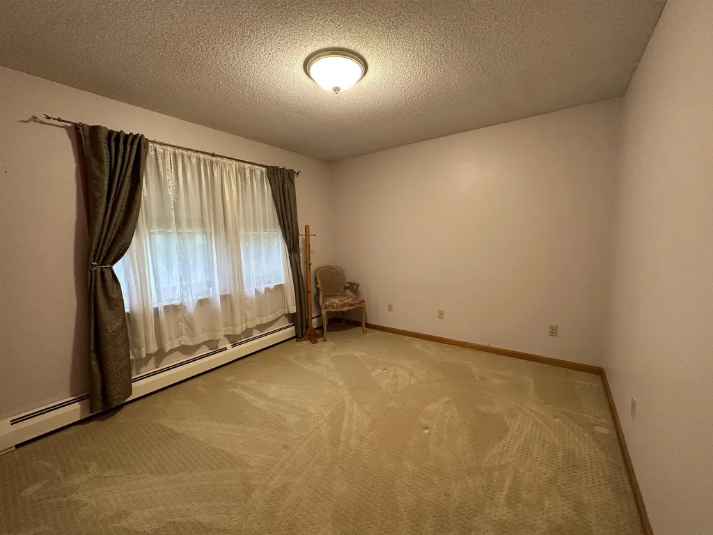 143 Highland Circle Swanzey NH 03446