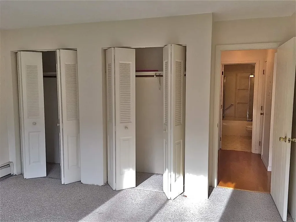 23 Country Club Drive Manchester NH 03102