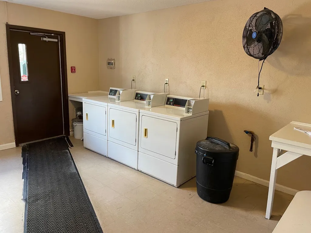 23 Country Club Drive Manchester NH 03102