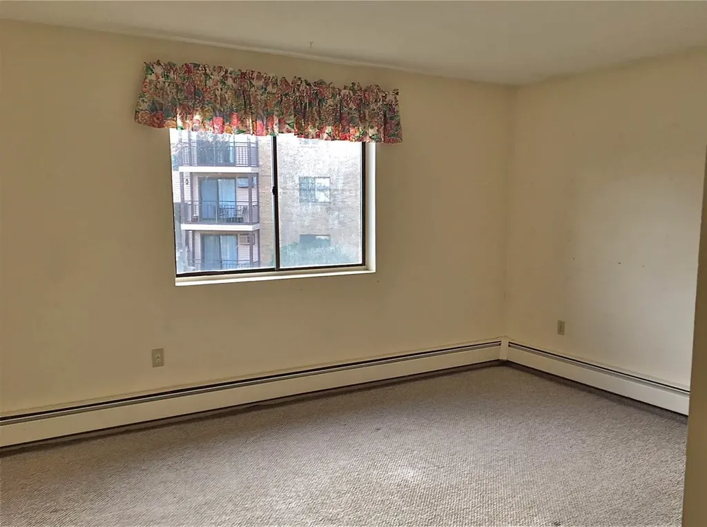 23 Country Club Drive Manchester NH 03102