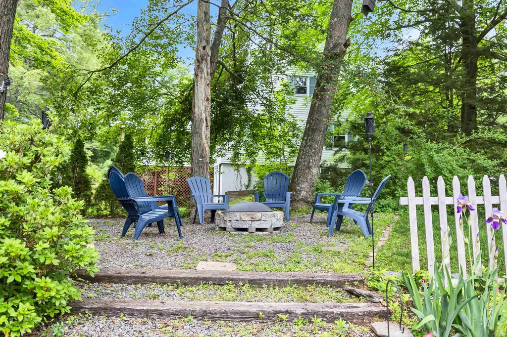 16 Libby Court Jaffrey NH 03452
