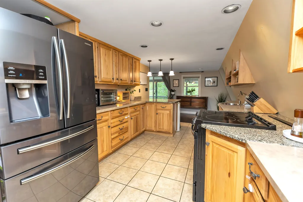 16 Libby Court Jaffrey NH 03452