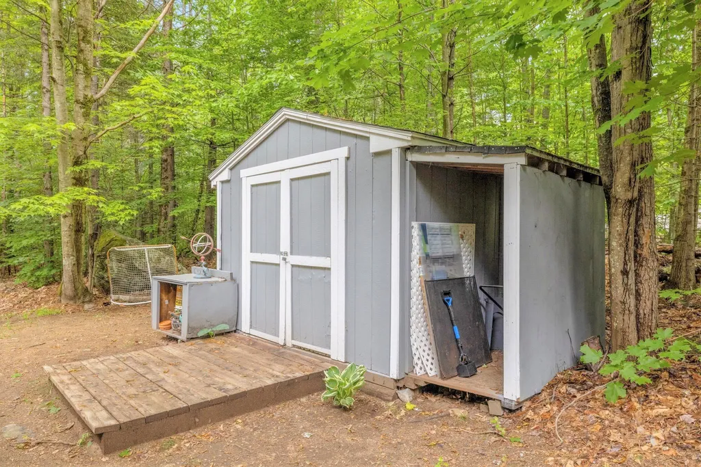 54 Pine Cove Road Campton NH 03223
