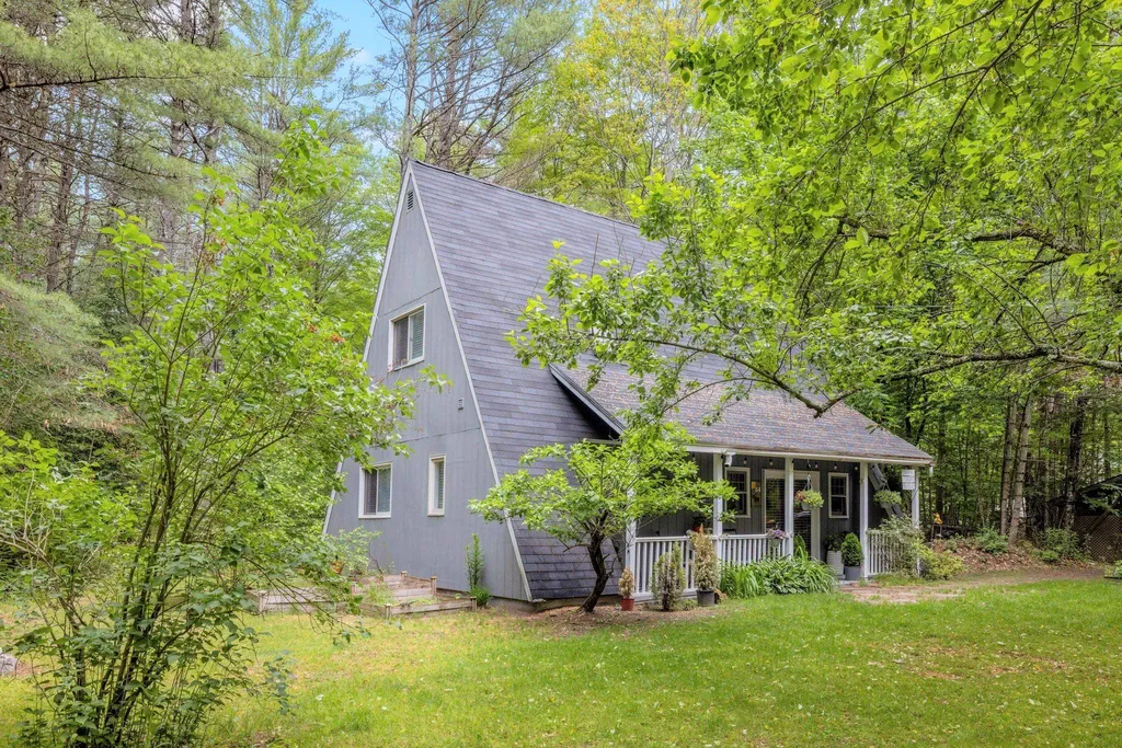 54 Pine Cove Road Campton NH 03223