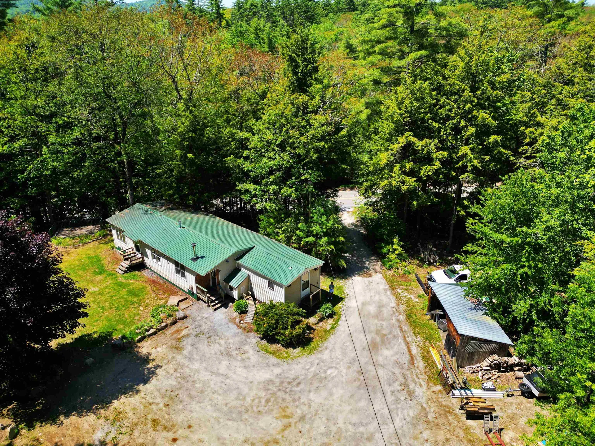 29 Beard Road Hillsborough NH 03244