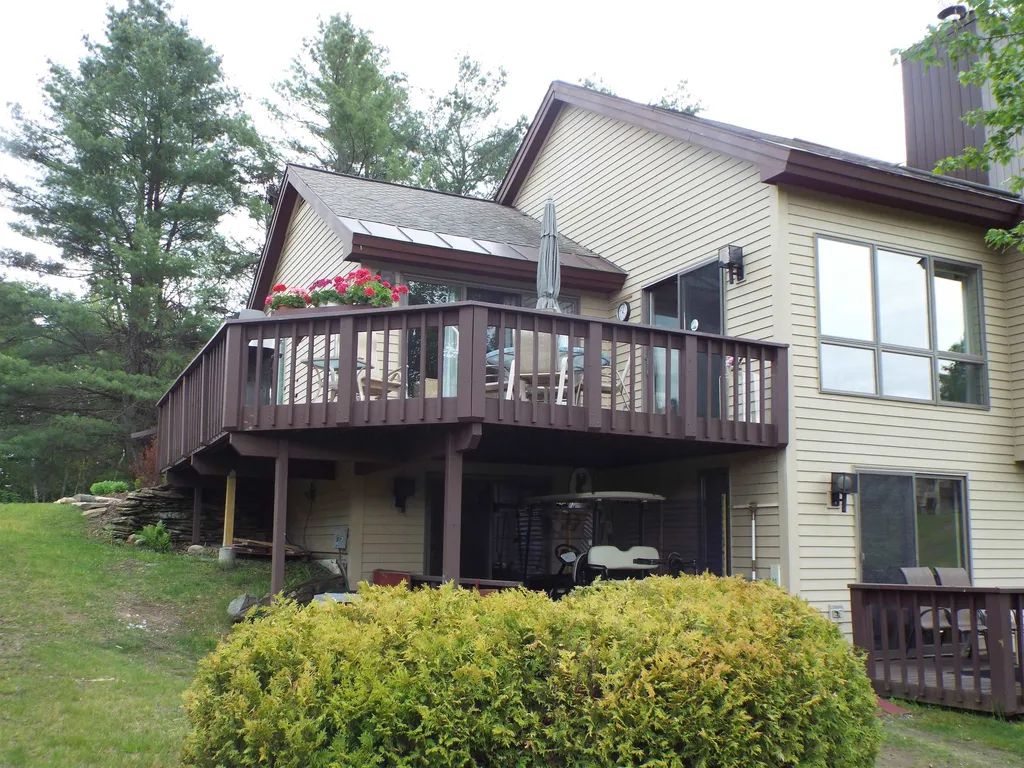 761 Murphy's Road Hartford VT 05059