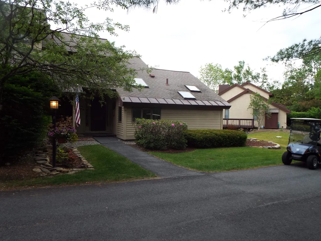 761 Murphy's Road Hartford VT 05059