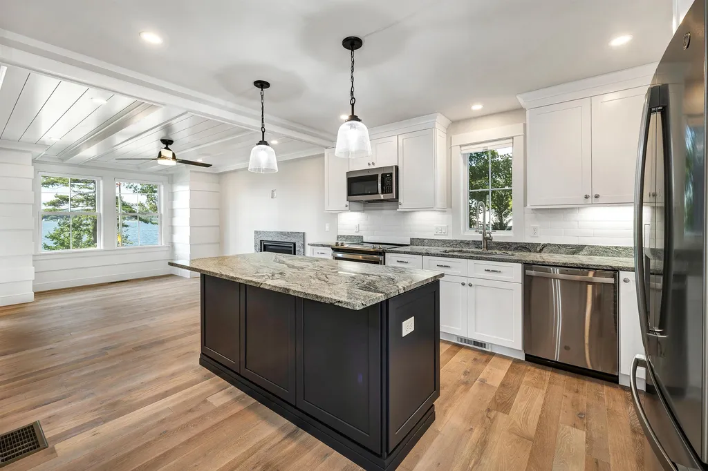 109 Weirs Boulevard Laconia NH 03246