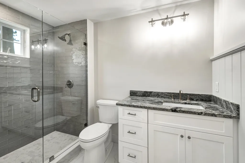109 Weirs Boulevard Laconia NH 03246