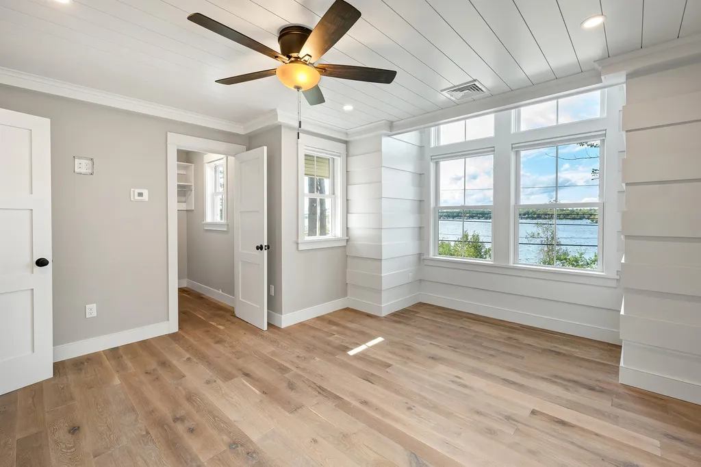 109 Weirs Boulevard Laconia NH 03246