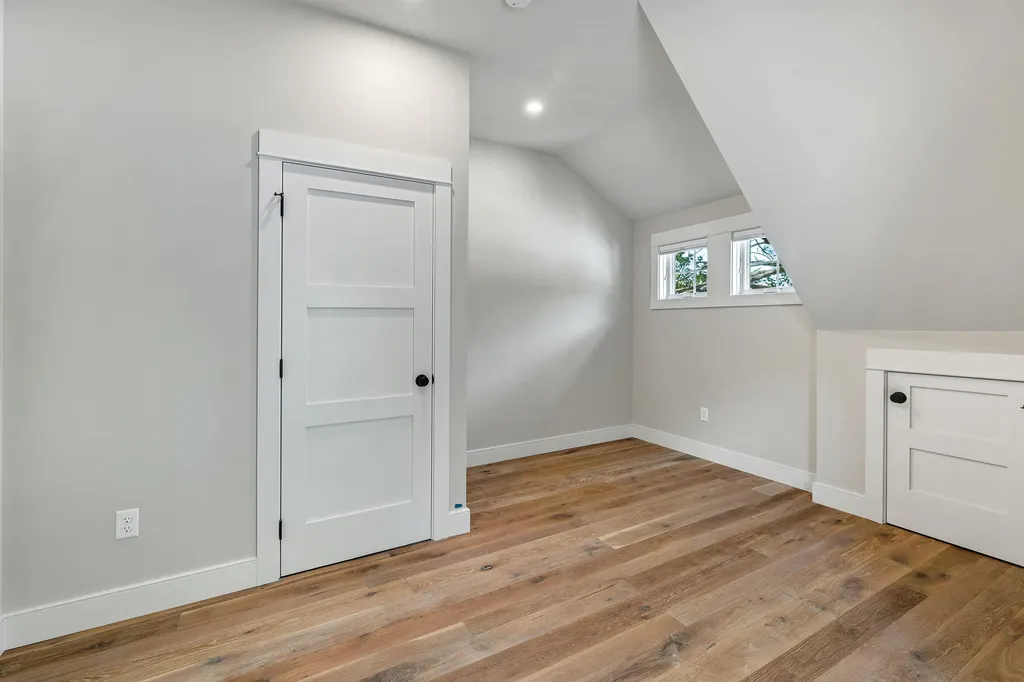 109 Weirs Boulevard Laconia NH 03246