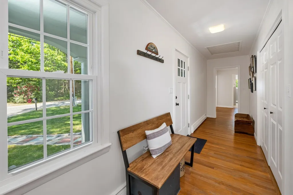 18 Forest Road Wolfeboro NH 03894