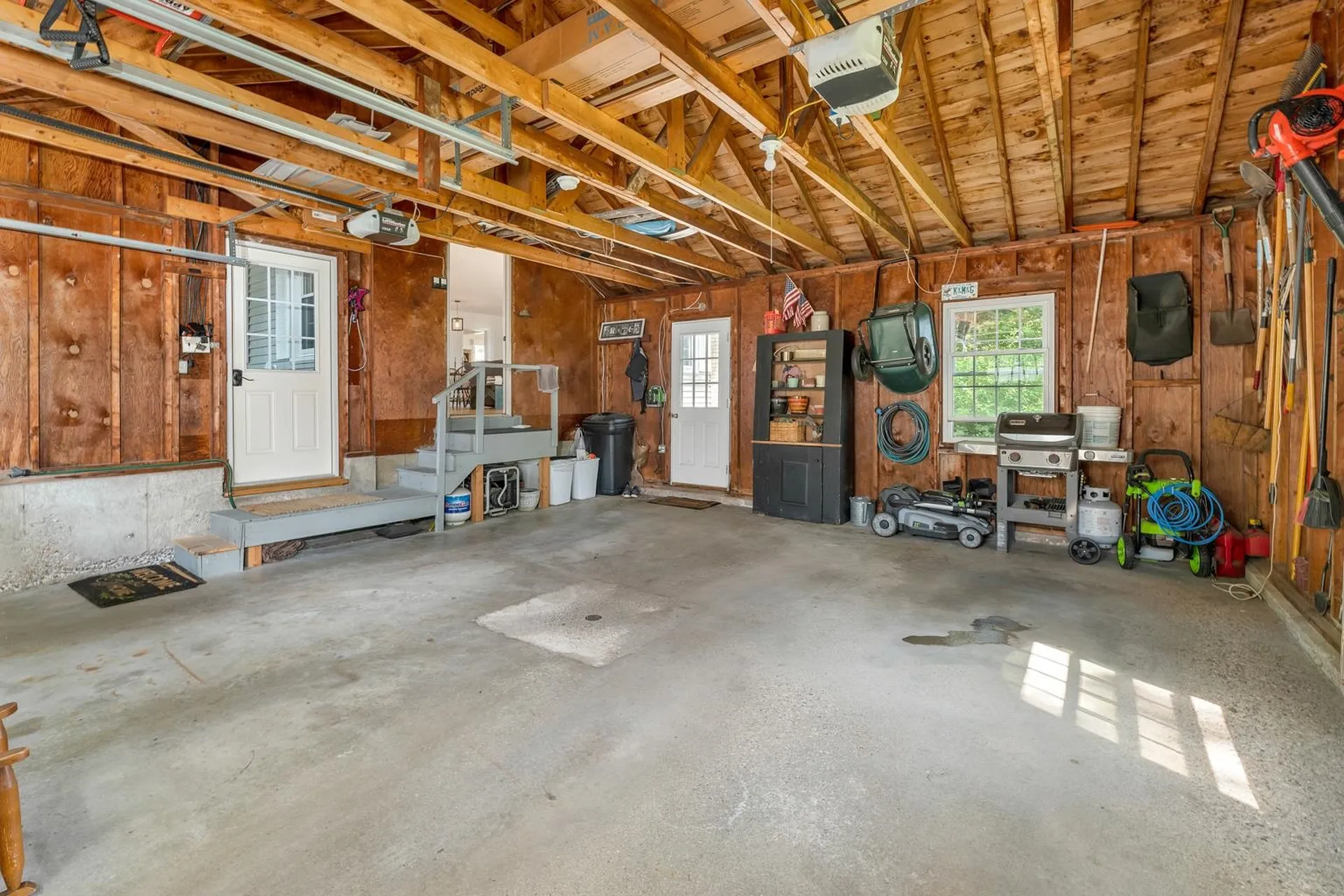 18 Forest Road Wolfeboro NH 03894
