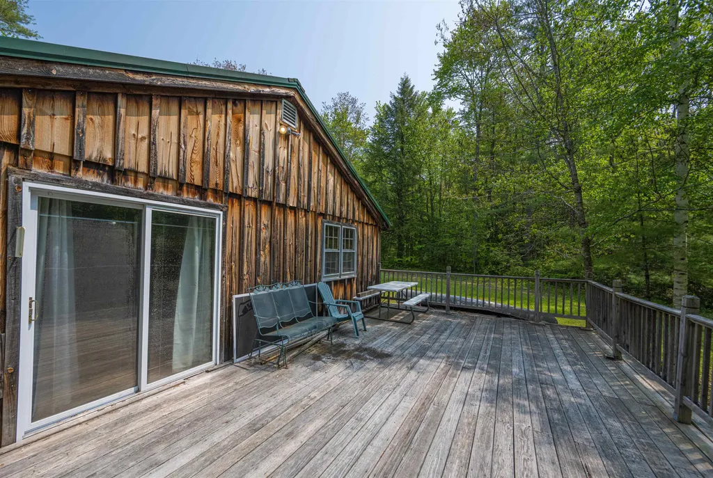 16 Falls Road Deering NH 03244