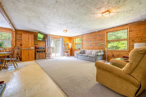 16 Falls Road Deering NH 03244