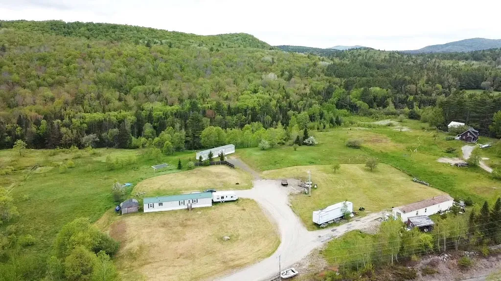 20 Starlight Lane Canaan NH 03741