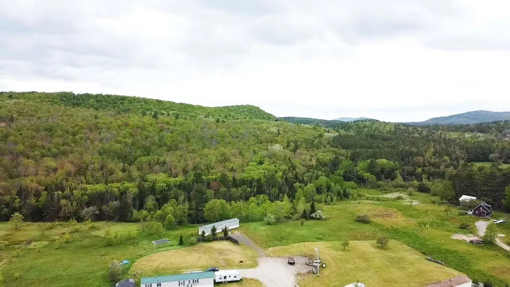 20 Starlight Lane Canaan NH 03741