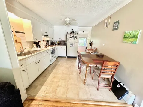 5-7 Meadow Lane Salem NH 03079