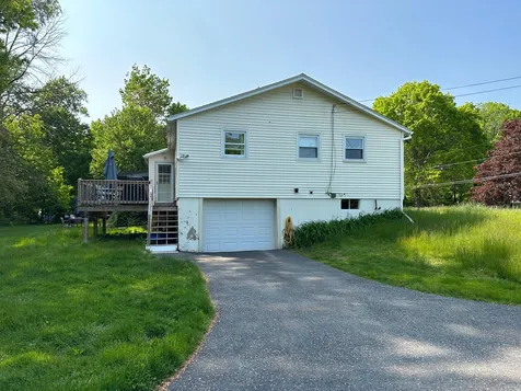5-7 Meadow Lane Salem NH 03079