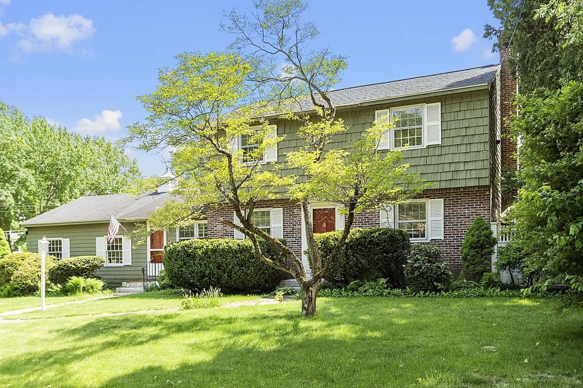 19 Beasom Street Nashua NH 03064