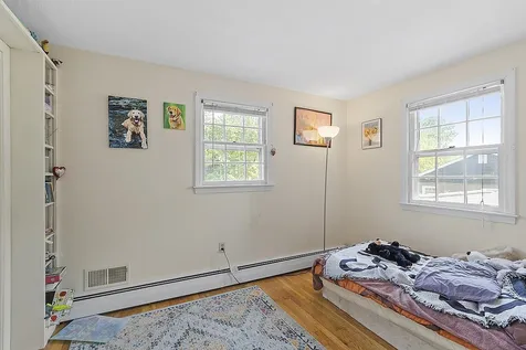 19 Beasom Street Nashua NH 03064