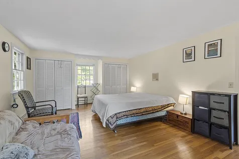 19 Beasom Street Nashua NH 03064