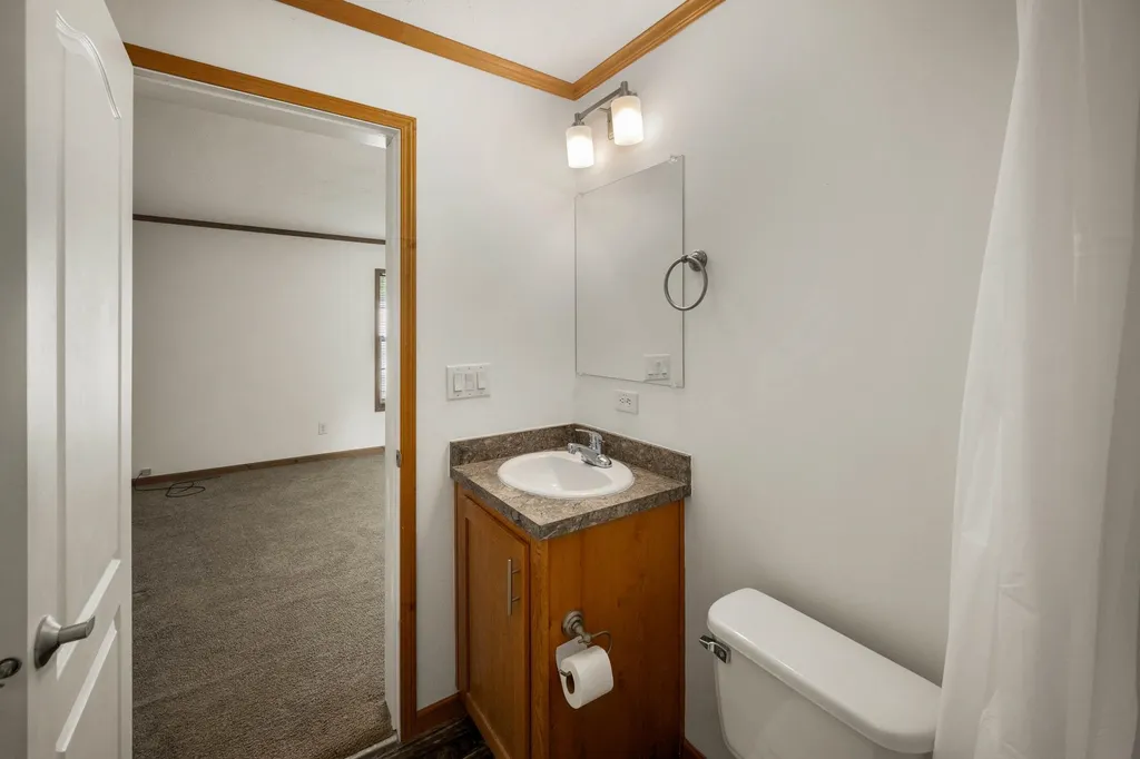 11 Atlas Place Derry NH 03038