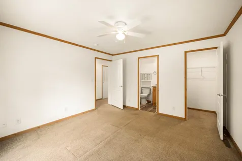 11 Atlas Place Derry NH 03038