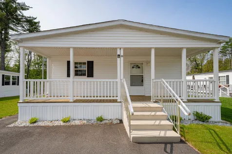 11 Atlas Place Derry NH 03038