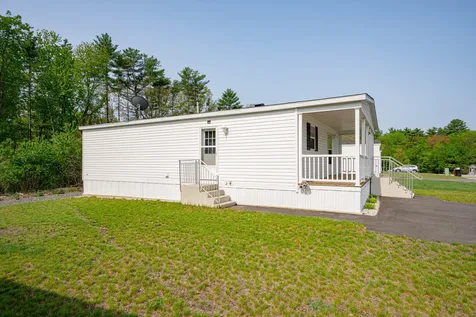 11 Atlas Place Derry NH 03038