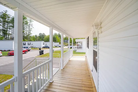 11 Atlas Place Derry NH 03038