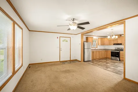 11 Atlas Place Derry NH 03038