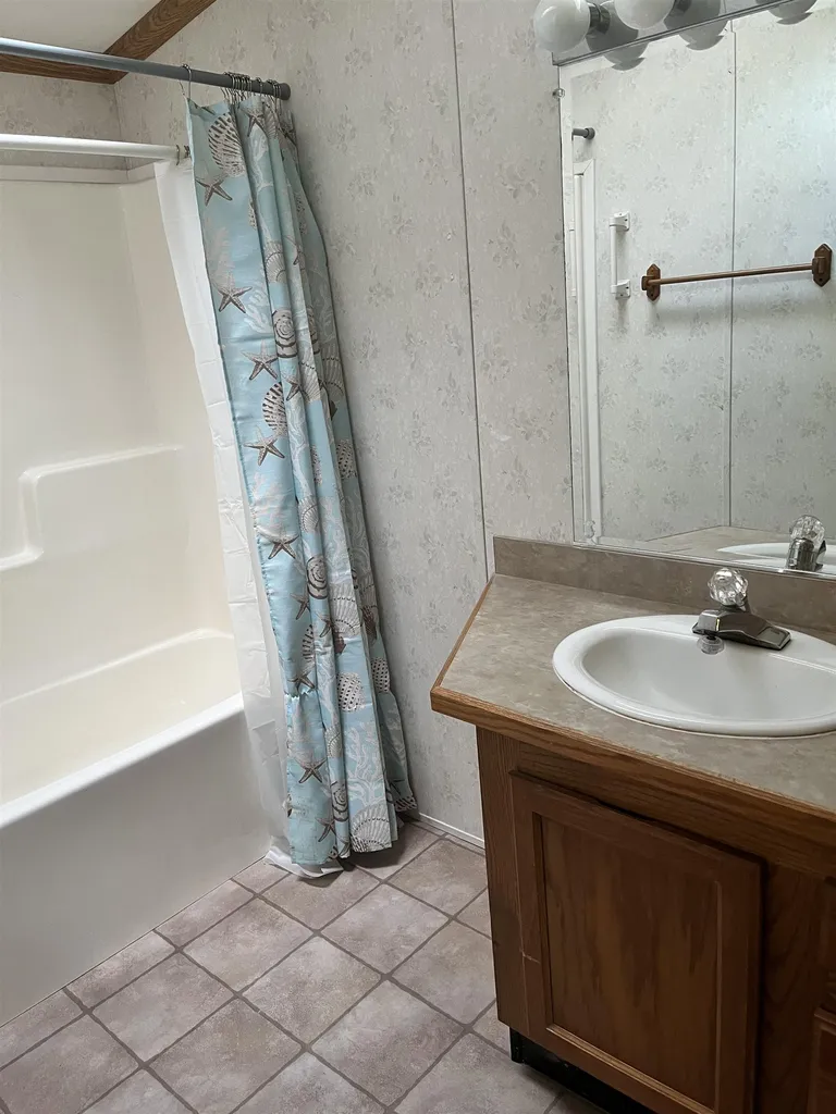 12 Glen Way Newport NH 03773