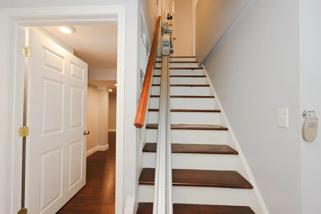 14 Frenette Drive Hudson NH 03051