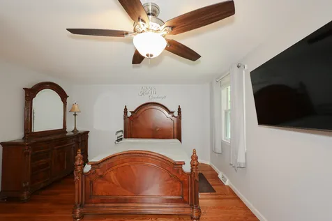 14 Frenette Drive Hudson NH 03051