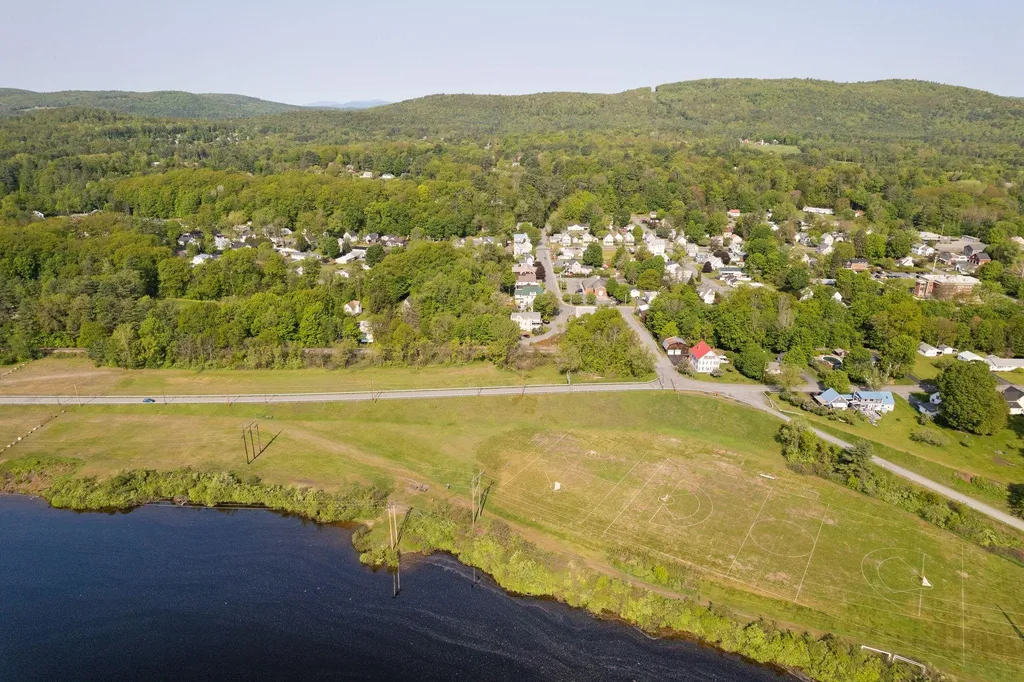 131 Depot Street Hartford VT 05088-0393
