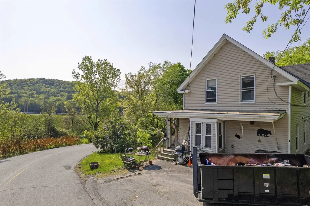 131 Depot Street Hartford VT 05088-0393