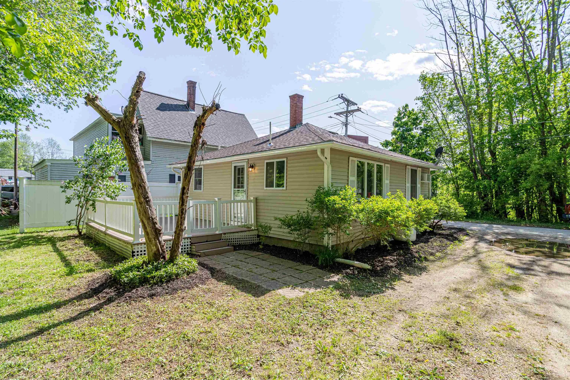 3 Tuttle Court Rochester NH 03839-5236
