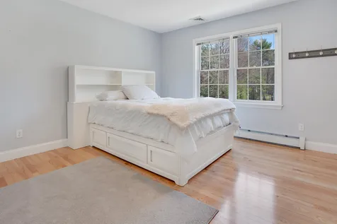 21 Westridge Drive Hampton NH 03842